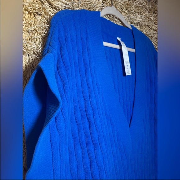 Lululemon✨Cable-Knit Relaxed-Fit Sweater Vest✨Oversized•Pipe Dream Blue✨NWOT✨XL - Picture 11 of 15